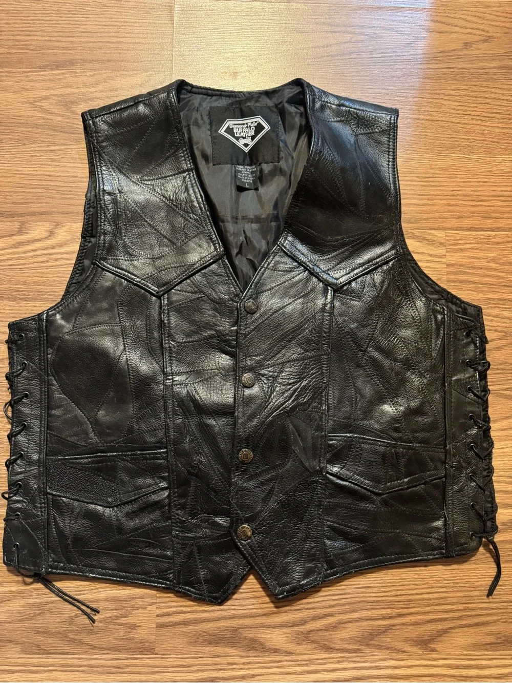 Diamon Plate  Men's Black Leather Lace-Side Vest (pls read description)